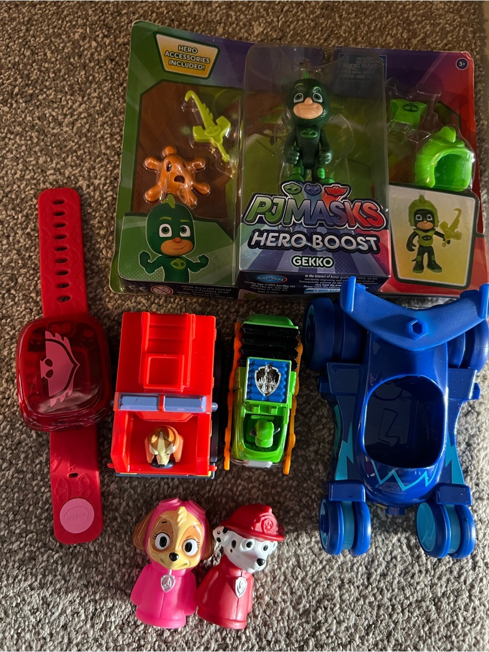 PJ Masks Gekko Hero Boost Figure - Green Action Figure with Accessories